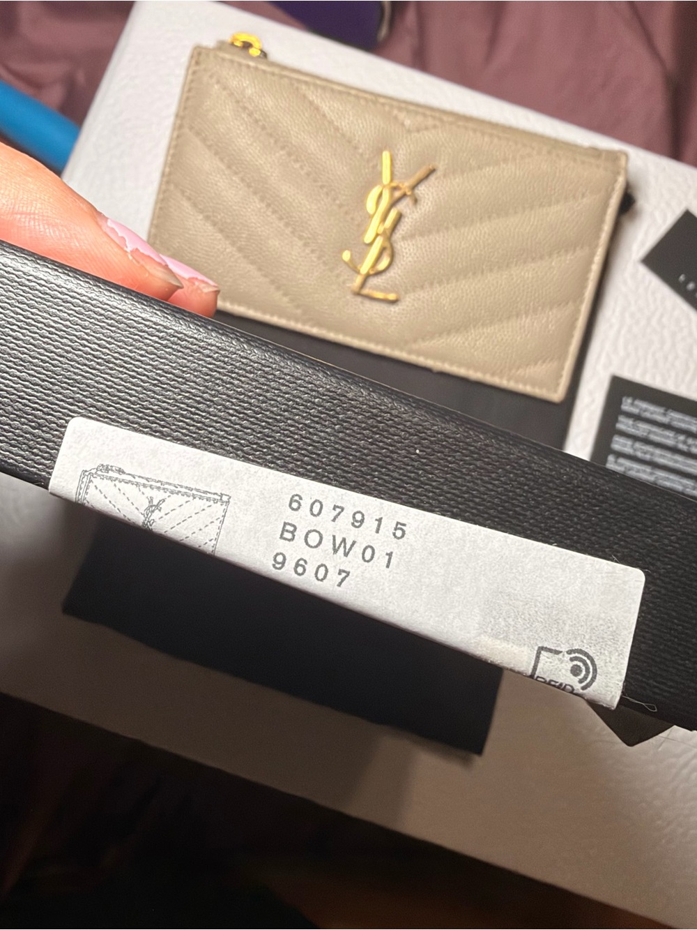 Saint Laurent Beige Quilted Leather Card Case with Gold YSL Logo - Picture 5 of 8